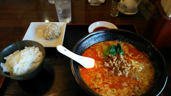 中華料理店 精龍苑 担担麺セット