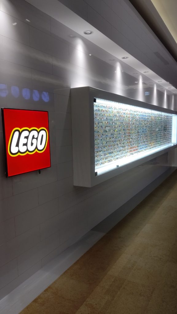 MOZOワンダーシティのLEGOショップ1